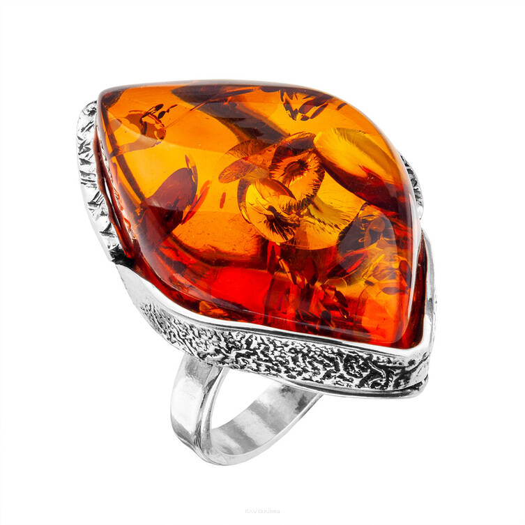 PIERŚCIONEK SREBRNY Z BURSZTYNEM